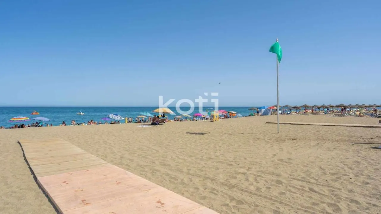 Apartment Koti Rentals - Plaza Chinorros Fuengirola Spain
