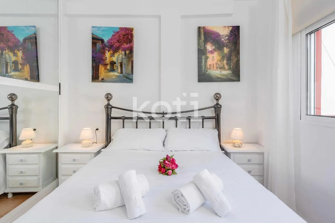 Koti Rentals - Plaza Chinorros Fuengirola 0*,  Ισπανία